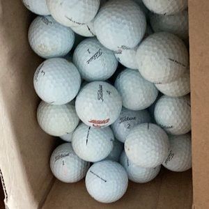 44 Titleist Pro V1 golf balls
